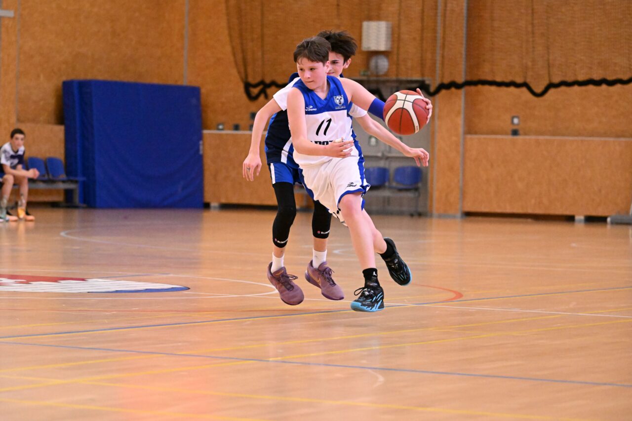 Robin Štika v zápase s USK