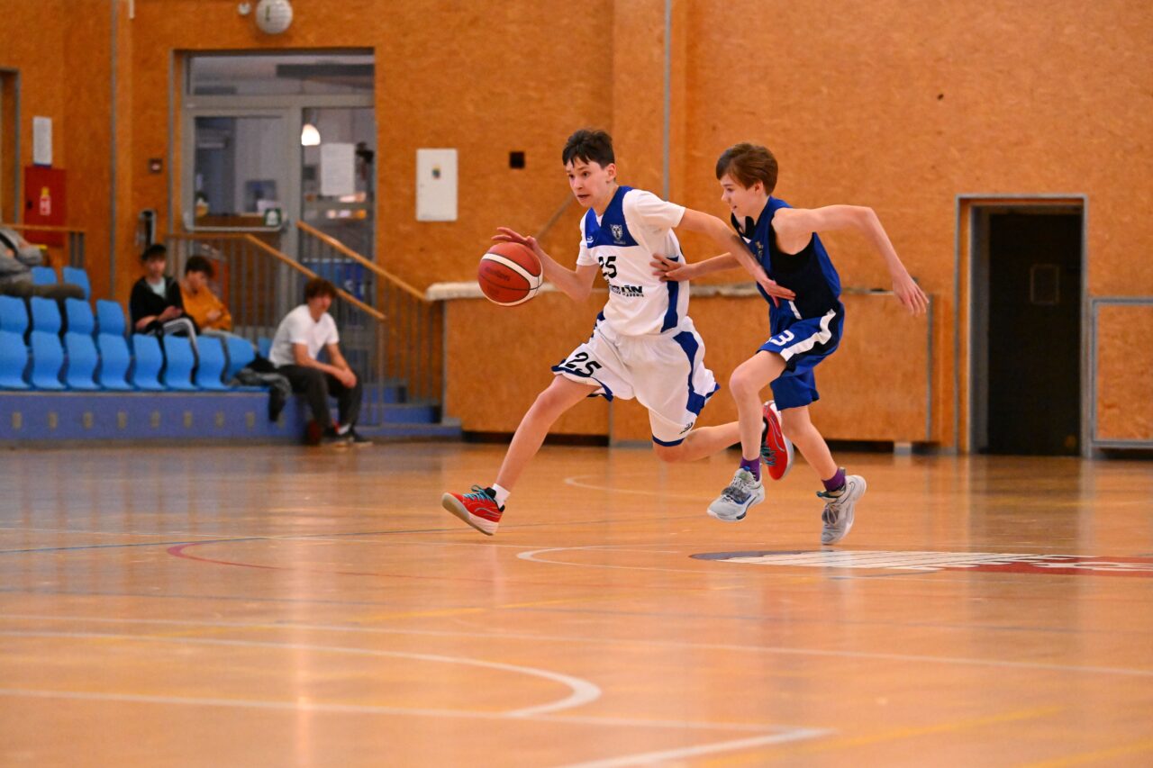 Šimon Tesárek při zápase proti USK Praha